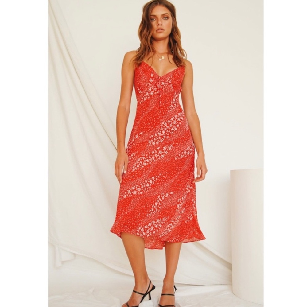 Verge Girl When In Rome Midi Red Floral Dress